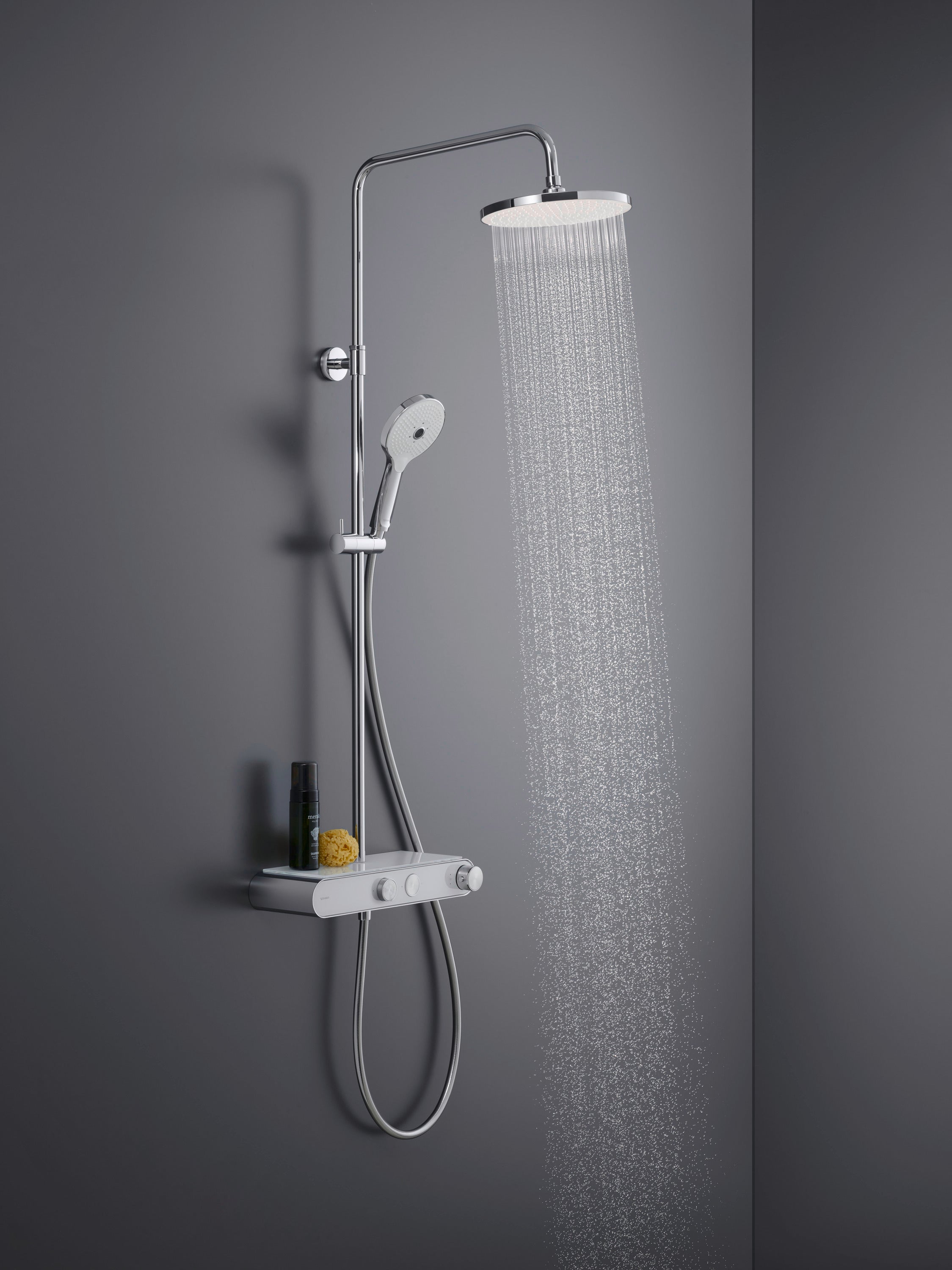 Sistema doccia Duravit con termostato e ripiano in vetro