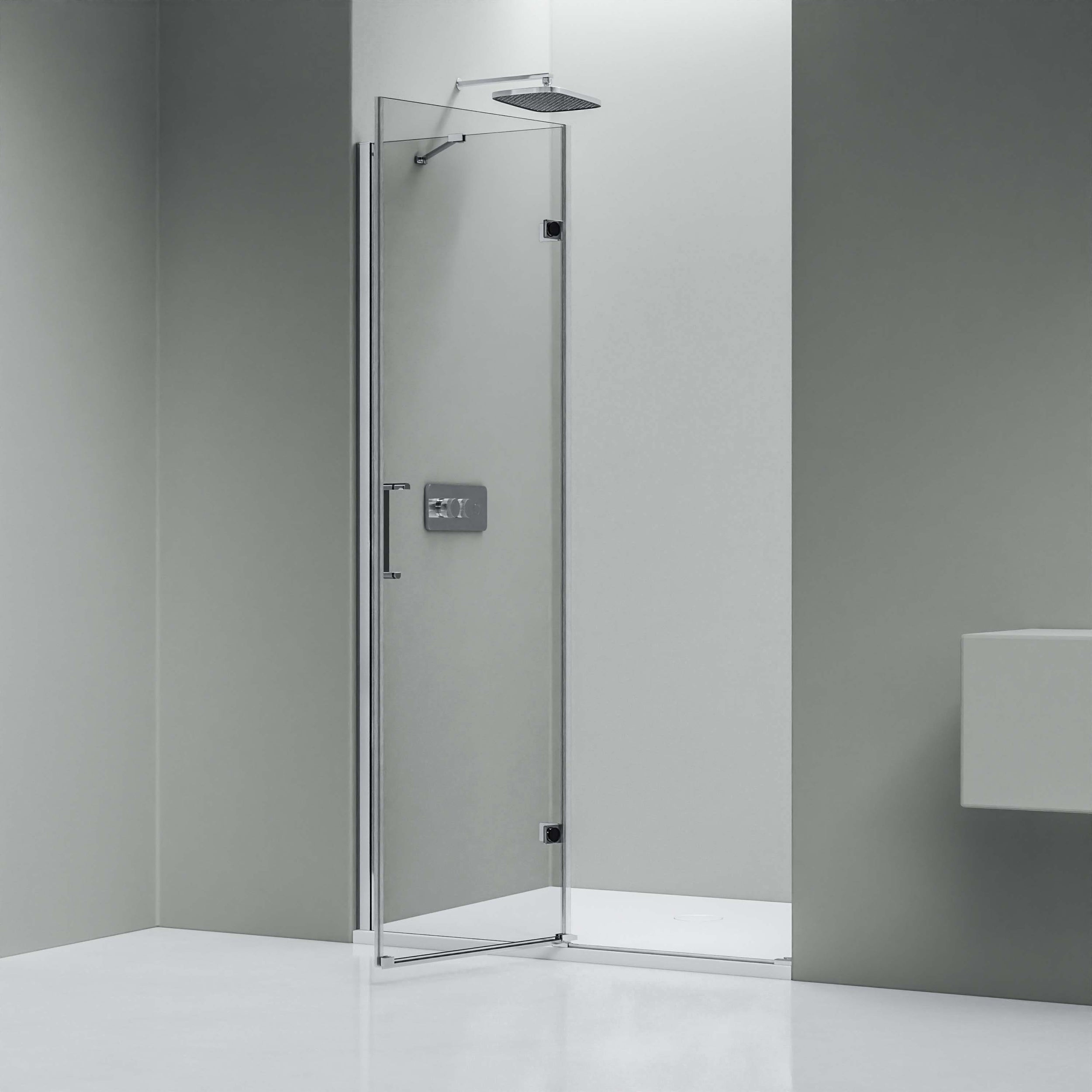 Nischendusche mit Drehtür an Festfeld NT403